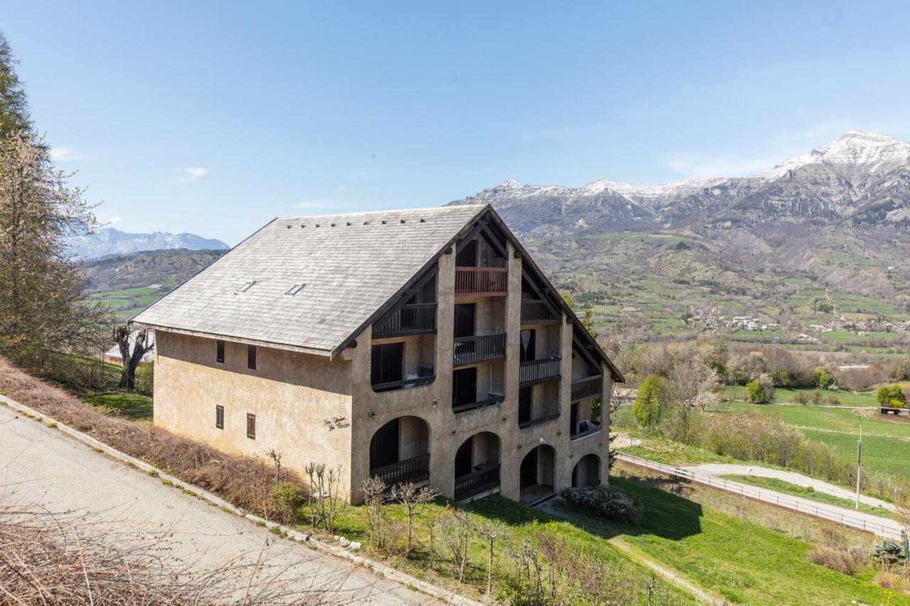 Le Skieur Saint-Leger-les-Melezes Exterior photo
